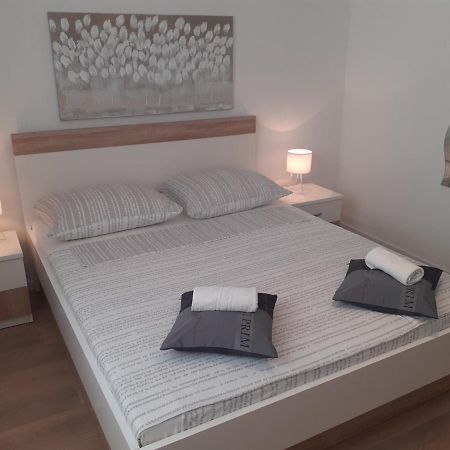 Apartment & Rooms Riva Vodice Extérieur photo